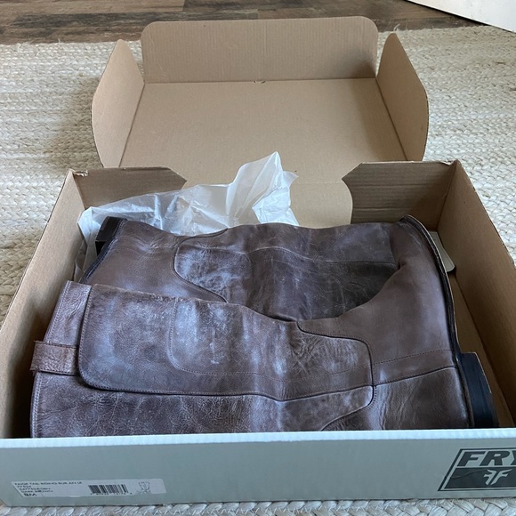 Frye Paige Tall Riding Boot - Picture 4 of 9